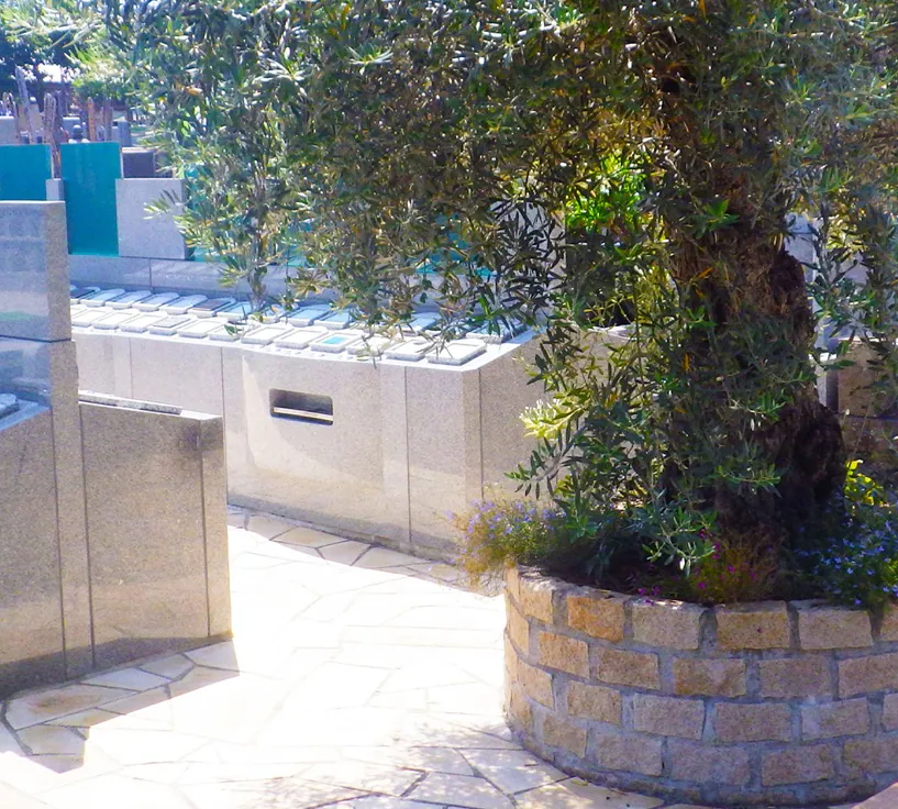 杉並区 樹木葬｜オリーブ光の庭園の写真